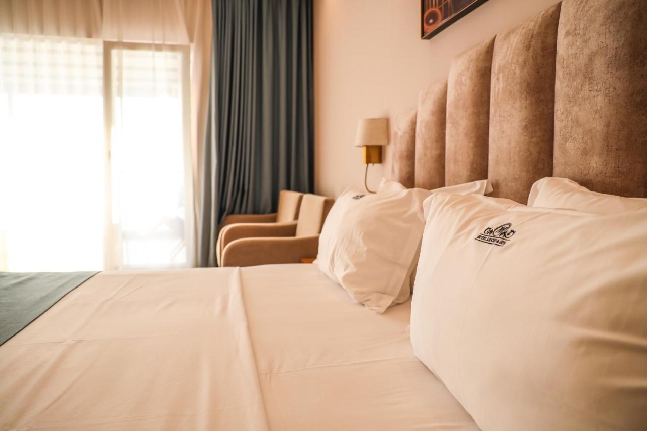 Vm & Hotel Golem (Tirana)