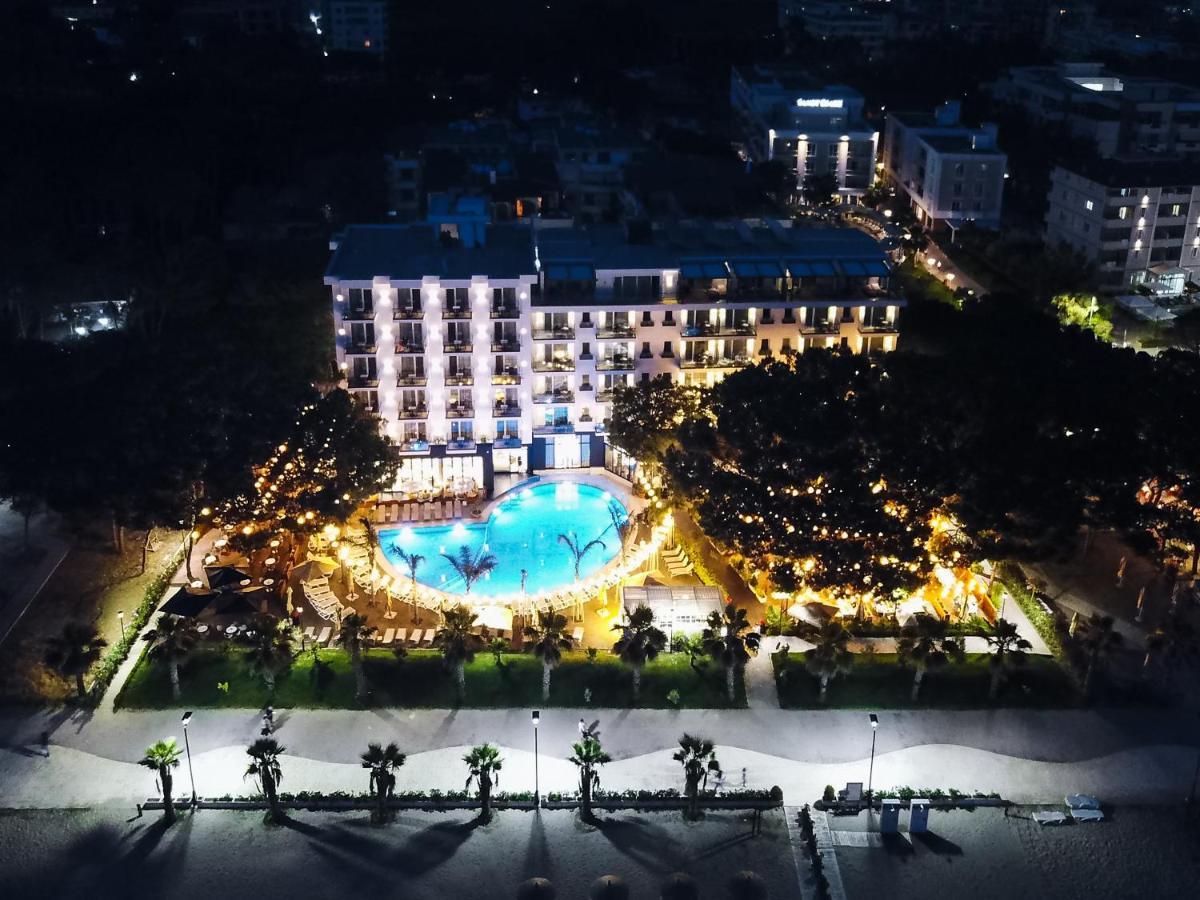 Hotel Vm &