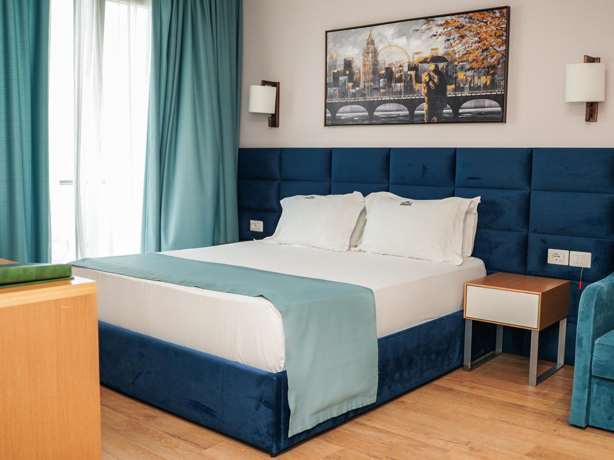Vm & Hotell 5*