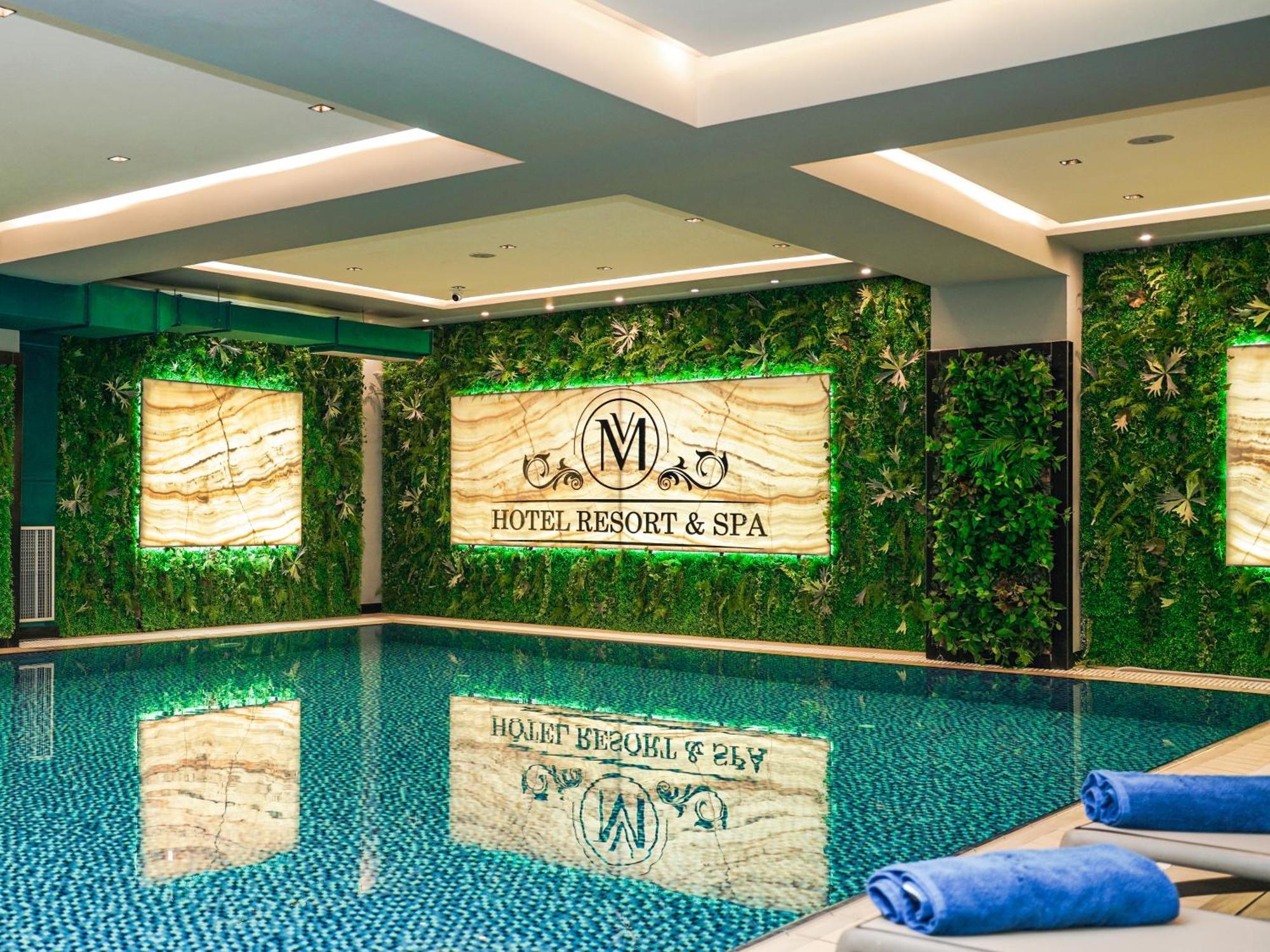 Hotel Vm & Golem (Tirana)
