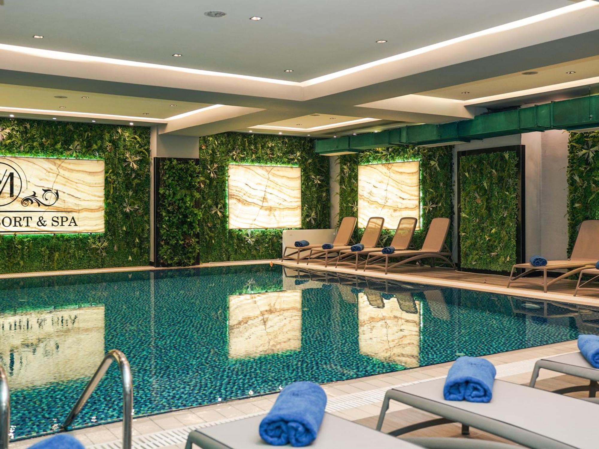 Hotell Vm & Golem (Tirana)